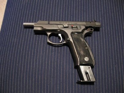 pistolj-ceska-zbrojovka-85-b-slika-17290733.jpg
