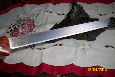 Nož 011.jpg