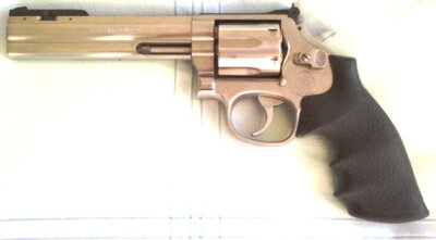 S&W-686-3-6-357Mag.jpg