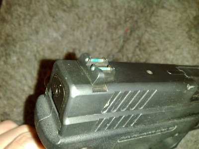 Stražnji zeleni fiber optic na HS9.