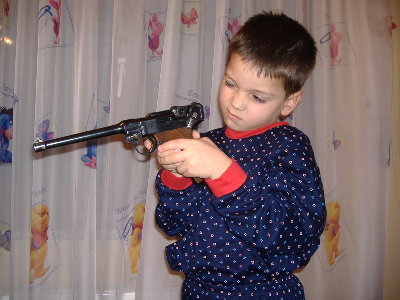 LUGER Fa08.jpg