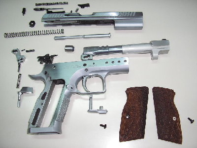 TANFOGLIO.JPG