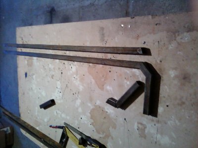 prva nogica, cijev je 25x25x2 mm,