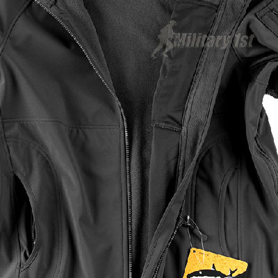 helikon_commander_soft_shell_black_10.jpg